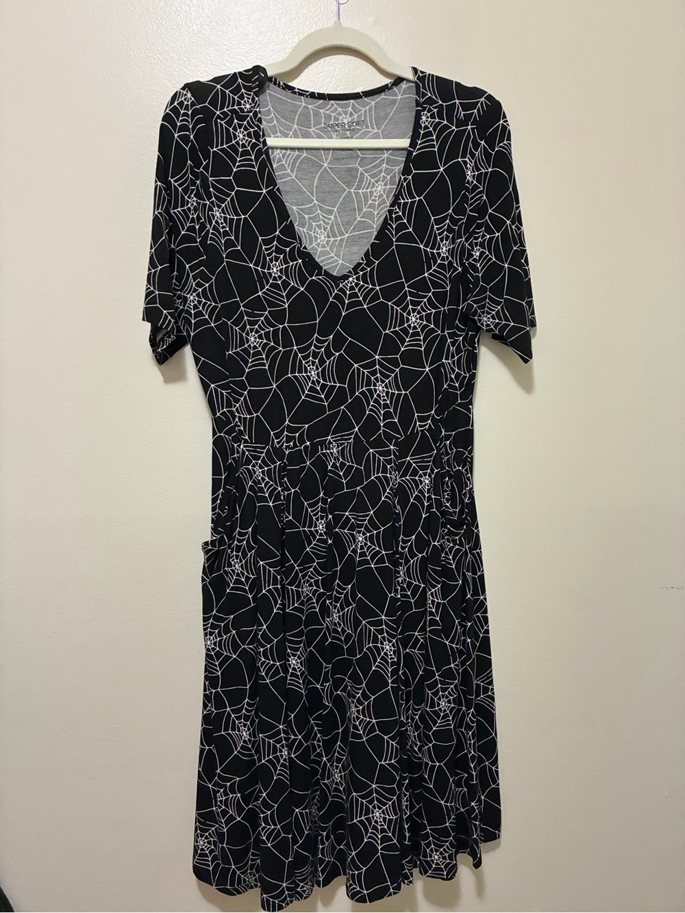 Torrid Super Soft Knits Black Spiderweb Print Skater Dress size 00 or 10 m/l - Picture 2 of 7